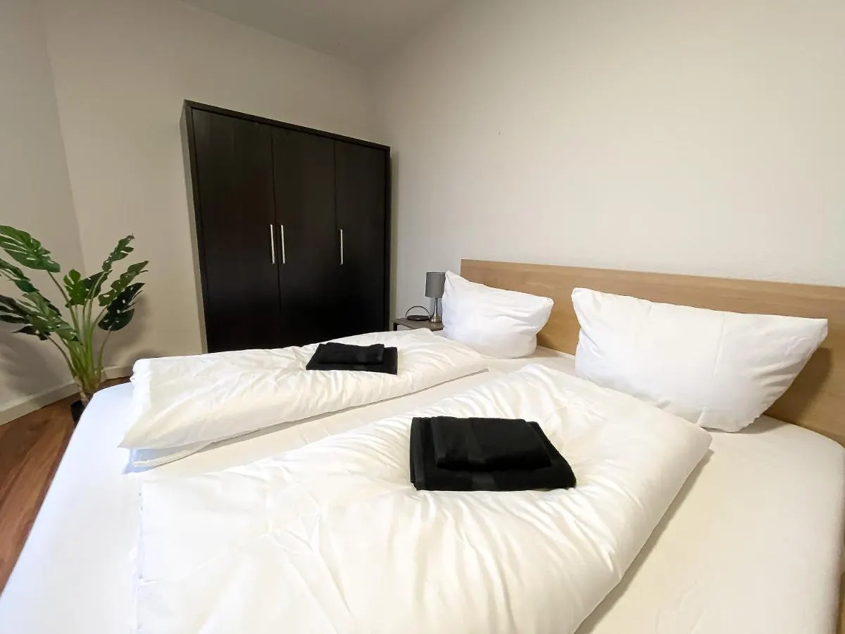 Komfortables Apartment Nah An Porsche & Flughafen - Schreibtisch, Sehr Schnelles Internet & Queensize-Bett Lipsk Niemcy