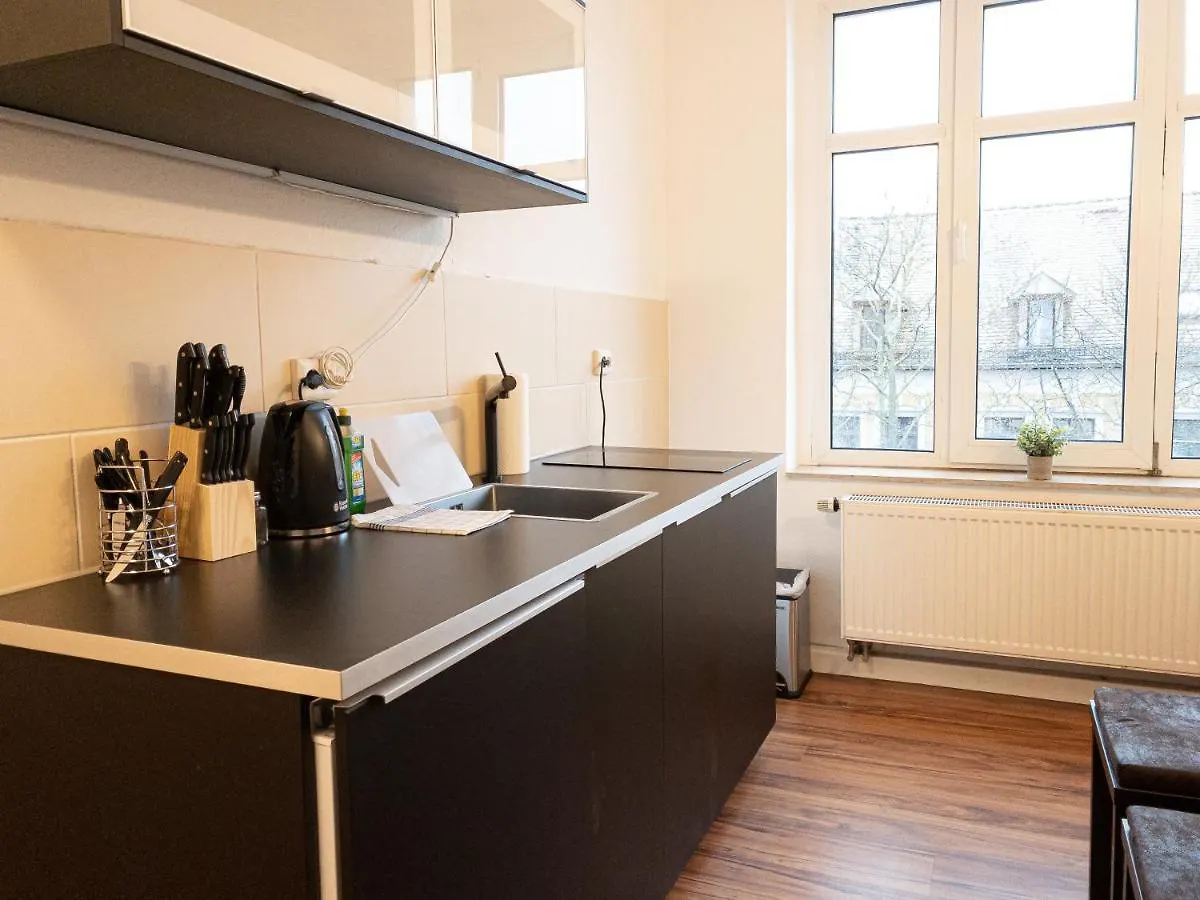 Komfortables Apartment Nah An Porsche & Flughafen - Schreibtisch, Sehr Schnelles Internet & Queensize-Bett Lipsk Niemcy